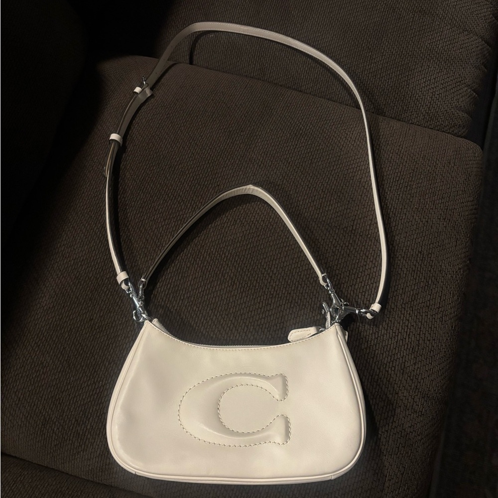 Authentic COACH Teri Shoulder Bag Chalk
